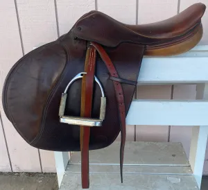 17.5 Crosby Hampton Classic Saddle