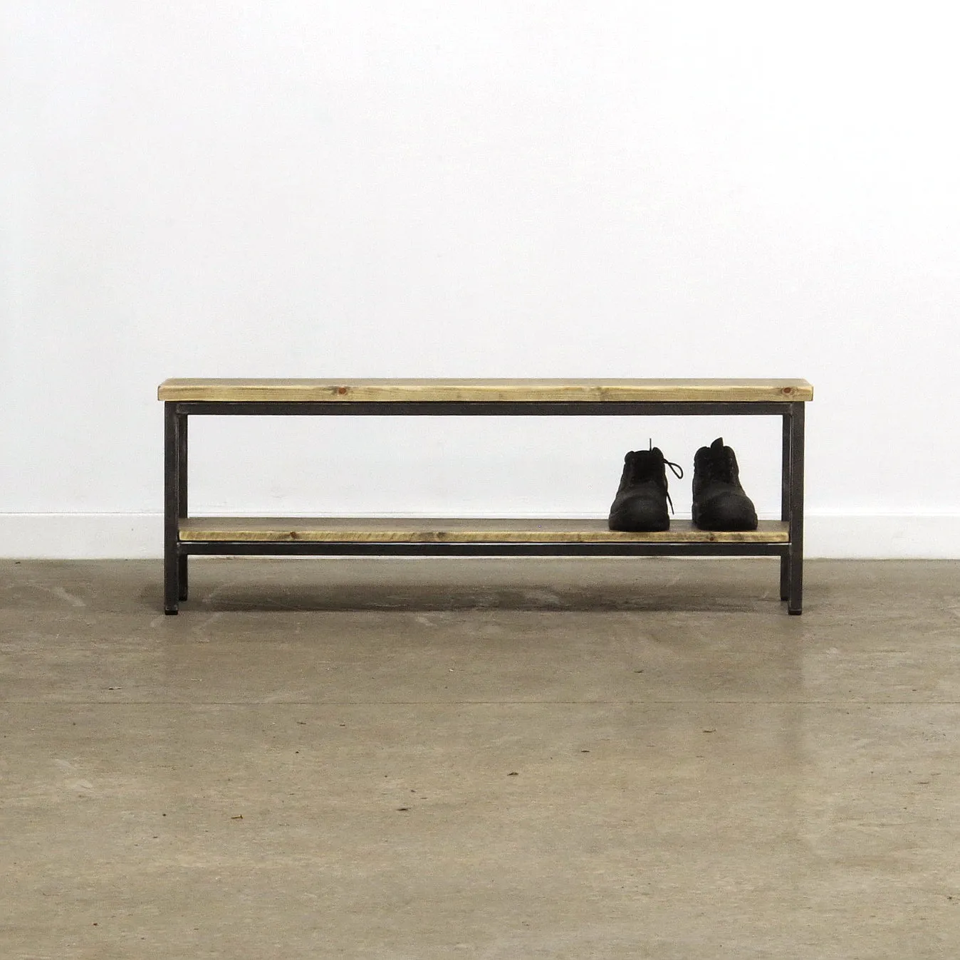 Bench Nº 2 - Gun Metal / Pine